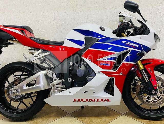 Lote 003 - Honda CBR 600RR 2014