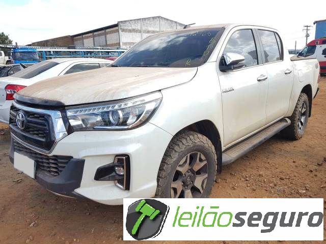 LOTE 005 TOYOTA HILUX CD 2016