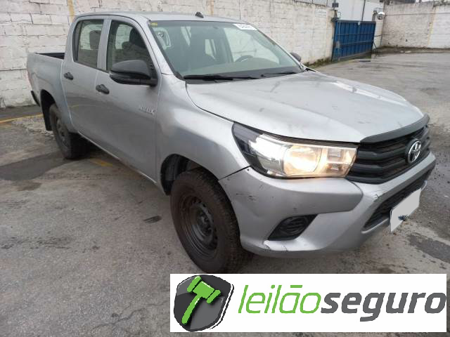 LOTE 008 TOYOTA HILUX CD 2019
